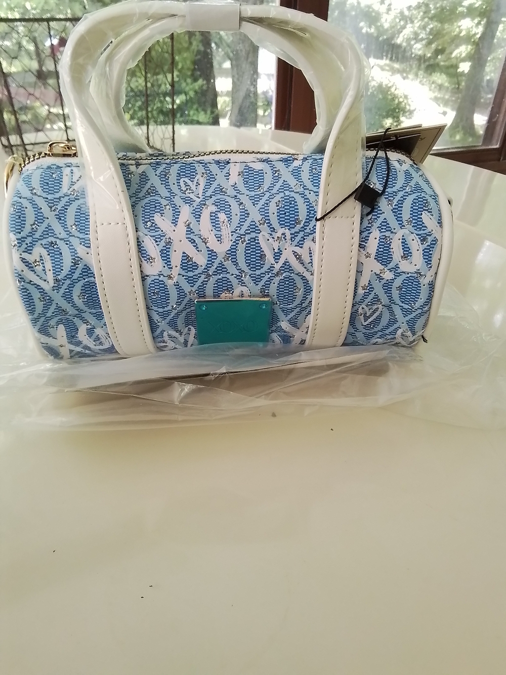 XOXO Mini Barrel Bag - Picture 5 of 7